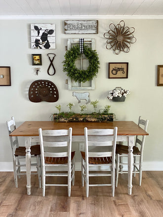 How to Create a Farmhouse Gallery Wall Over a Table